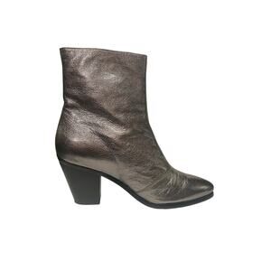 Everybody By BZ Moda Silver Leather Ankle Boots front-diagonal zipper 41 / 10.5